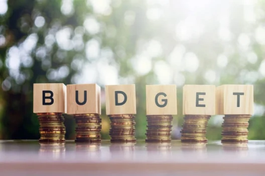budgeting tips 2025